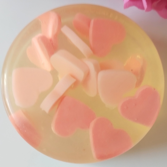 Handmade "Love Hearts" Soap with Sweet Orange and Bergamot Essential Oils - Picture 4 of 4